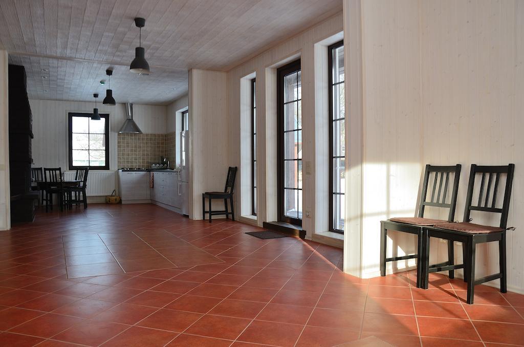 Dzukijos Uoga Guest House Virsurodukis Ruang foto