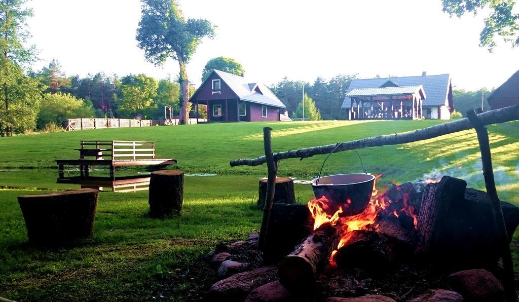 Dzukijos Uoga Guest House Virsurodukis Bagian luar foto